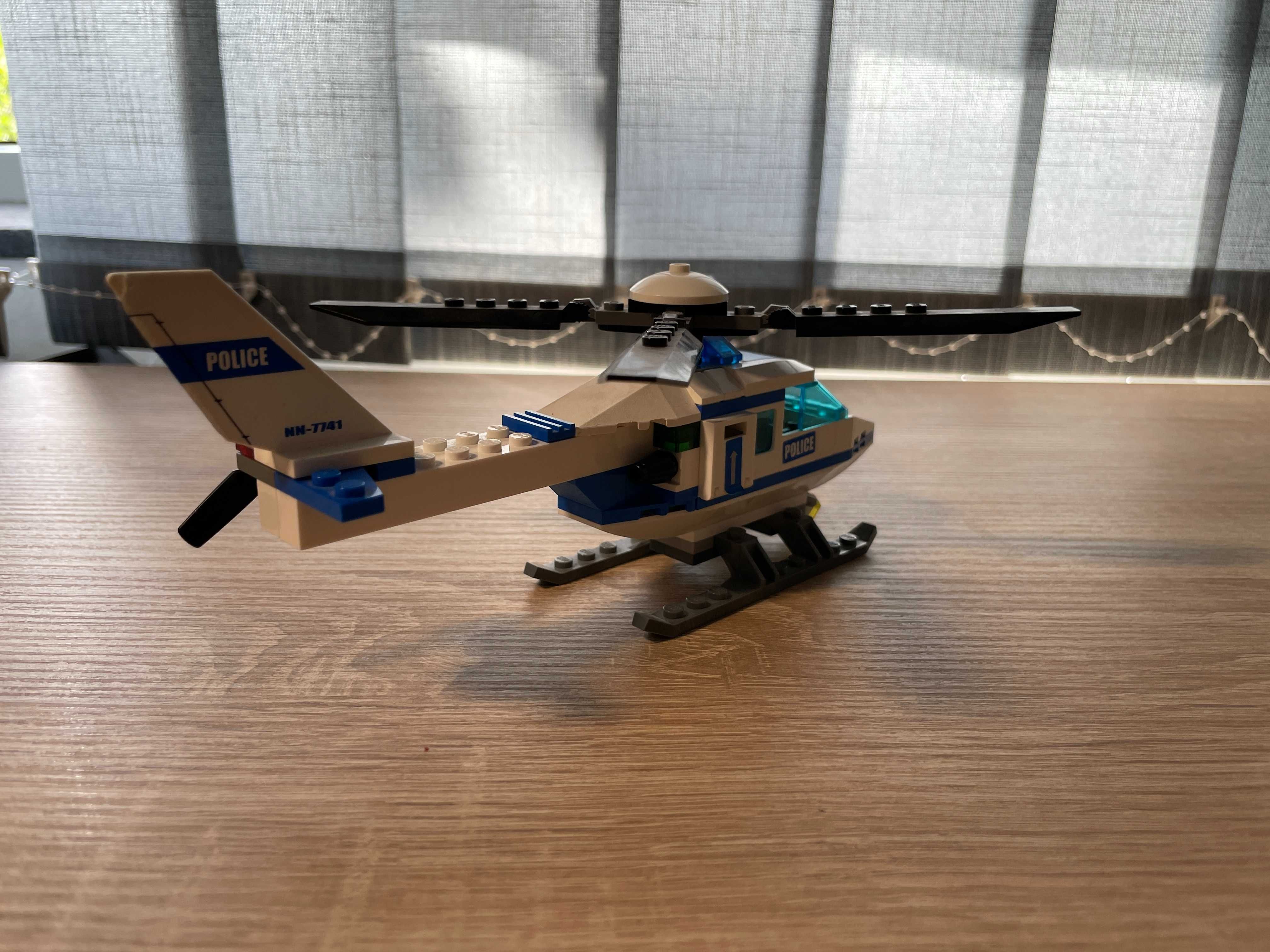 LEGO BUNDLE: Police Helicopter (7741) + Stunt Plane (60019)