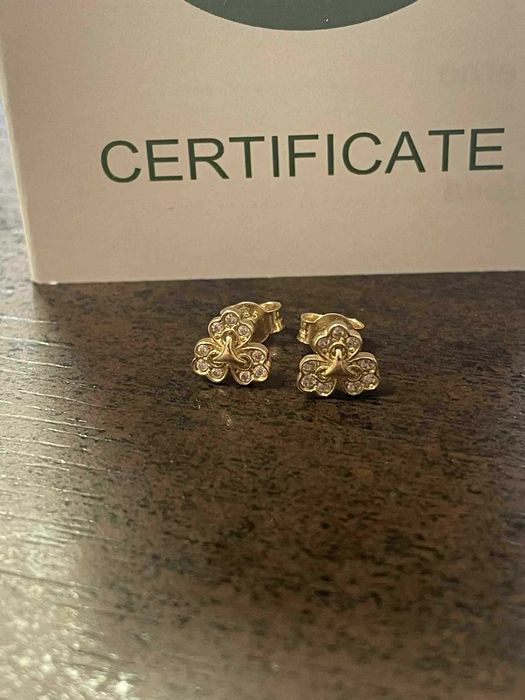 Златни обеци Наличен сертификат 1.24гр 14к