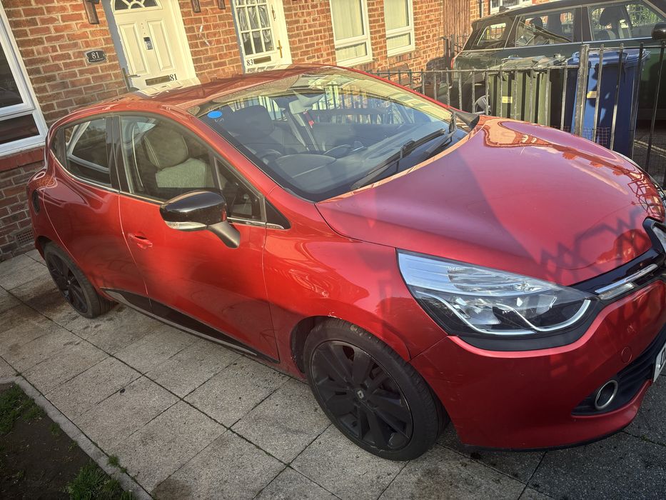 Bara fata clio 4 2016