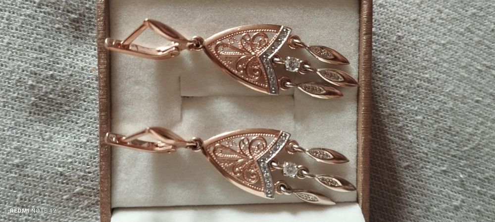 Серьги золотые женские