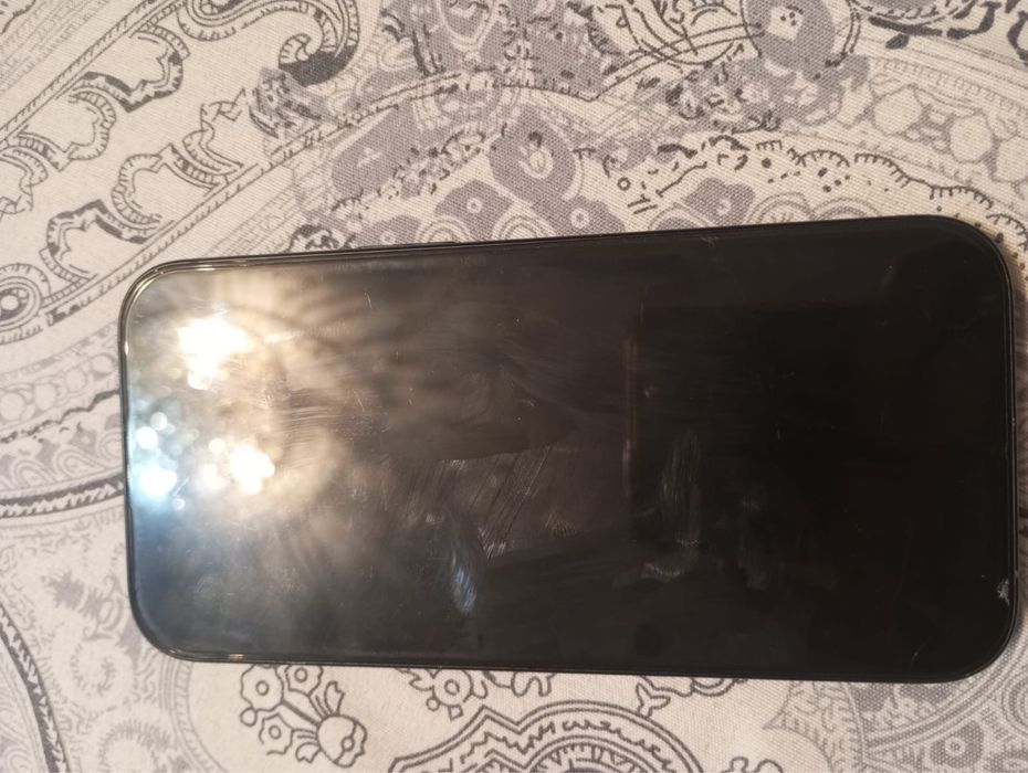 Продам Iphone 15
