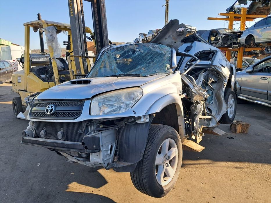 Conducta apa 2.0 d-4d 1CD-FTV Toyota RAV4 2 (XA20) [2000 - 2003] 2.0