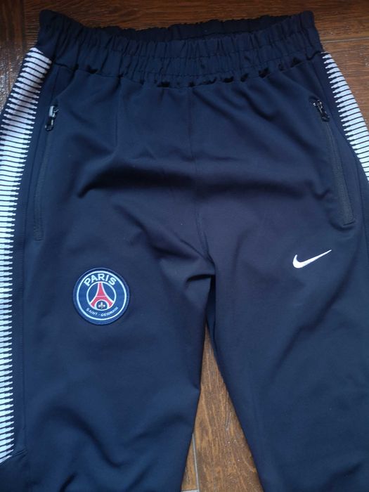 Trening Nike Paris