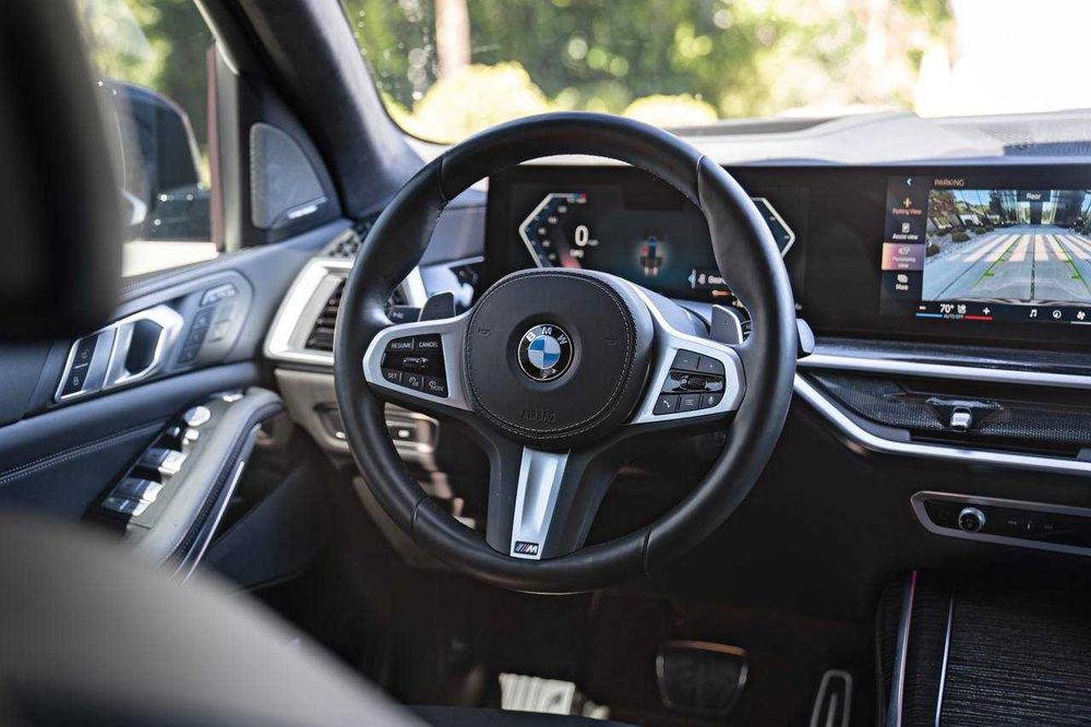 2025 BMW X7 xDrive40i M SPORT LINE