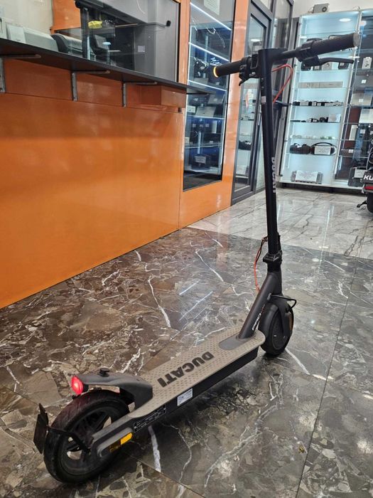 Hope Amanet P5-Trotineta electrica DUCATI PRO-I EVO, 8.5 inch, negru