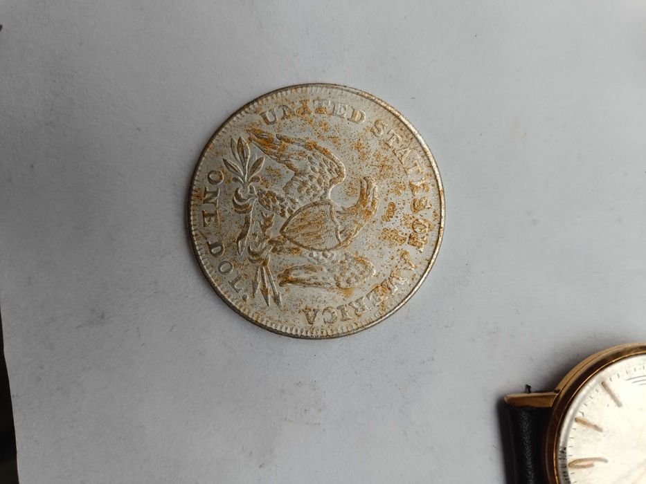 Vând monede americane vechi