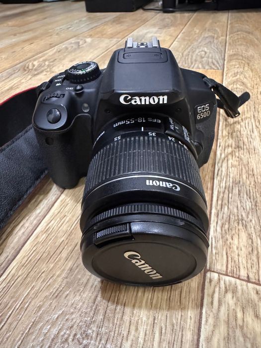 Фотоаппарат Canon 650D