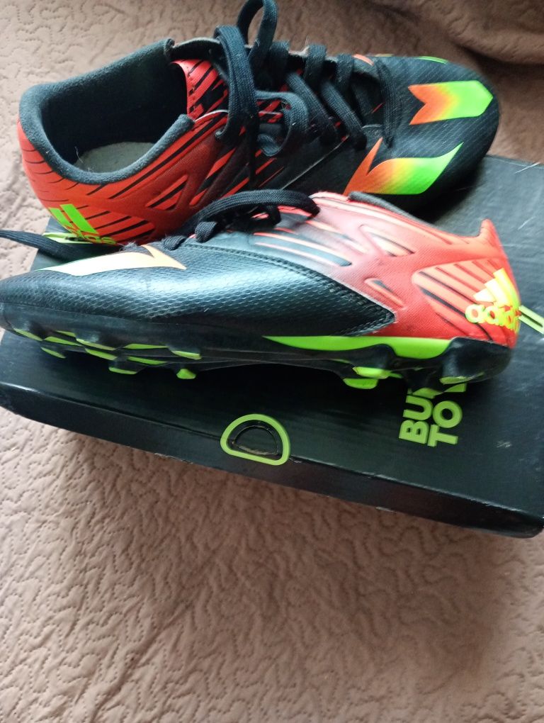 Бутонки Adidas Messi