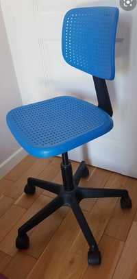 Vand scaun copil pt birou IKEA