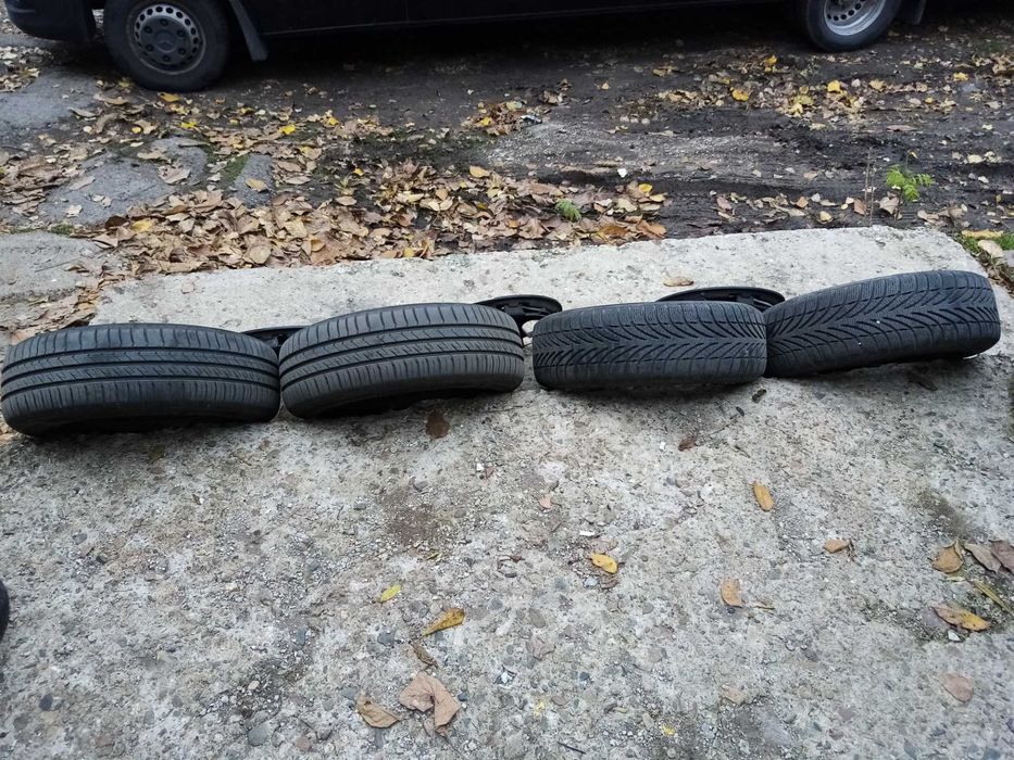 Гуми с джанти 4 броя.