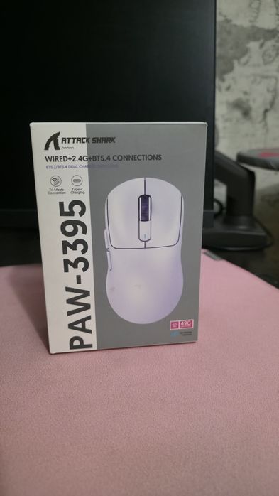 Attack shark x3 
Состояние 7/10
Все работает только кнопка 5 почти вну