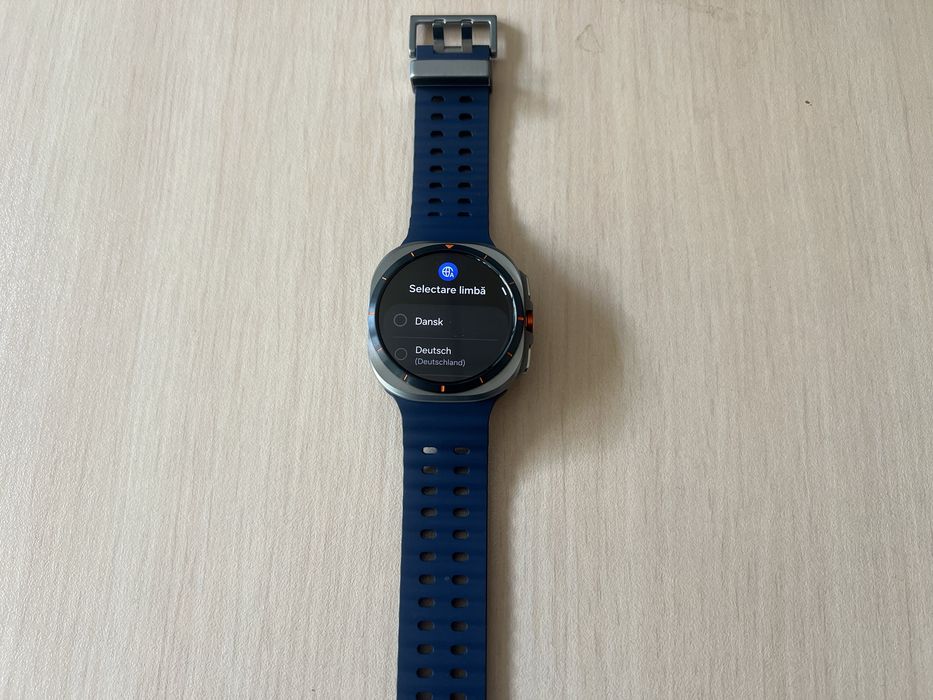 Продавам Samsung Galaxy Watch Ultra