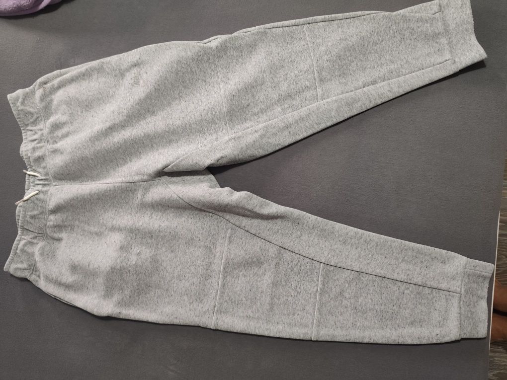 Долнища Nike Tech Fleece и Nike Tech Pack