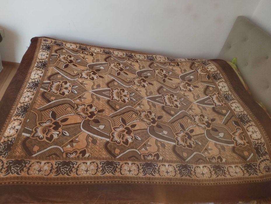 Cuvertura tradițională maro