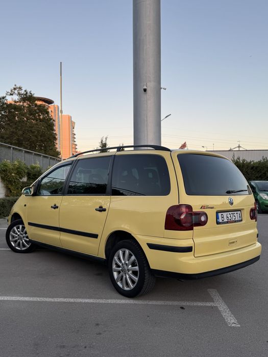 VW Sharan 2.0 Газ/Бензин 6+1