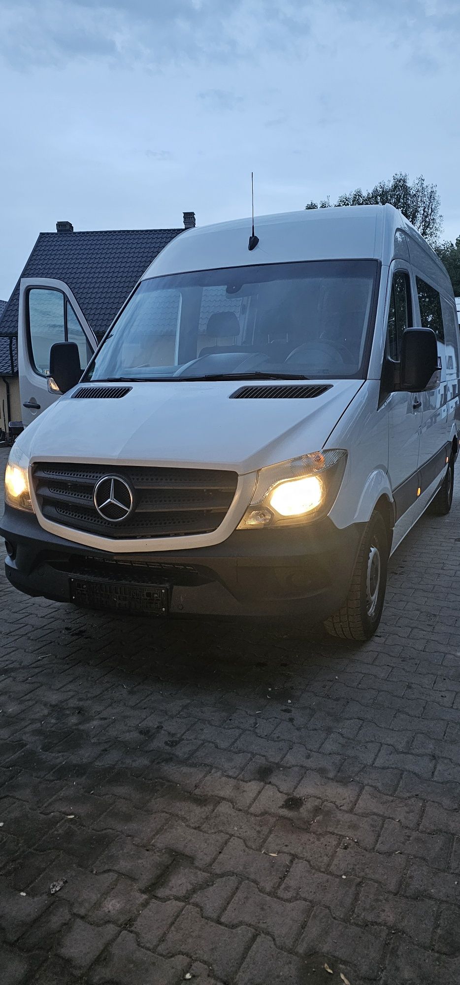 Mercedes Sprinter 319 2017 5+1