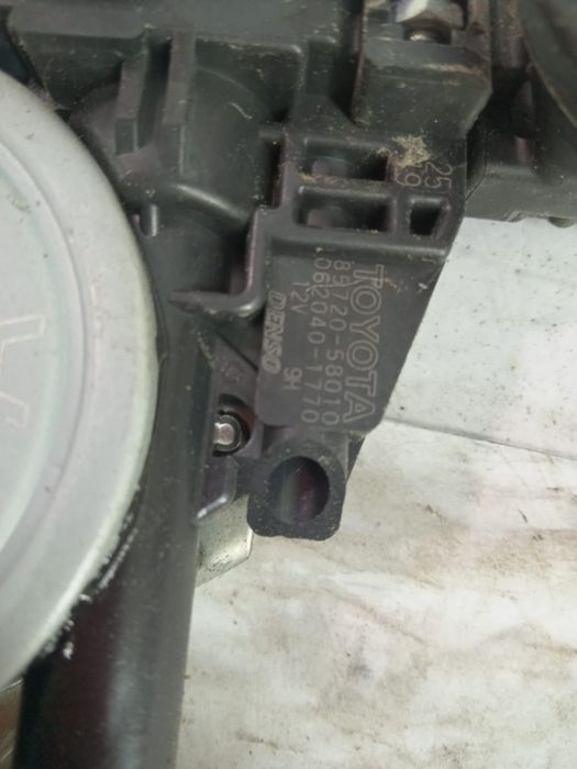 Macara 85720-58010 Lexus IS XE20  [din 2005 pana  2010]