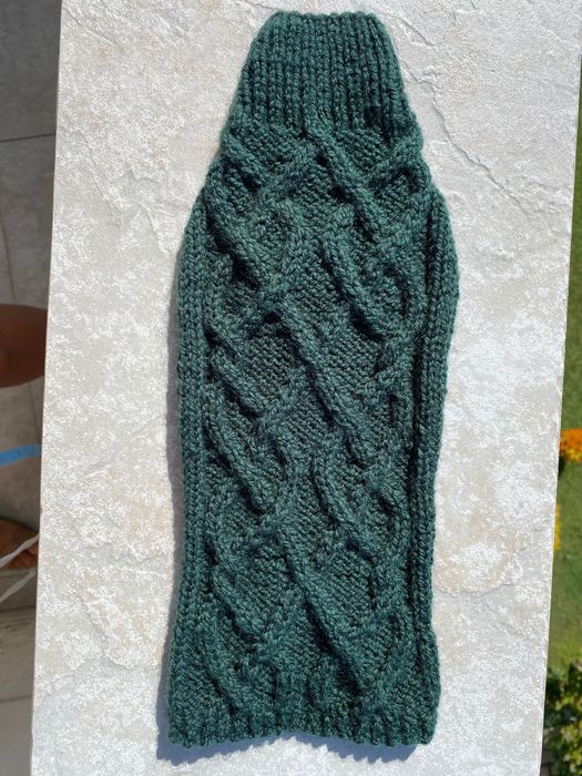 Дрехи, пуловери по поръчка за куче