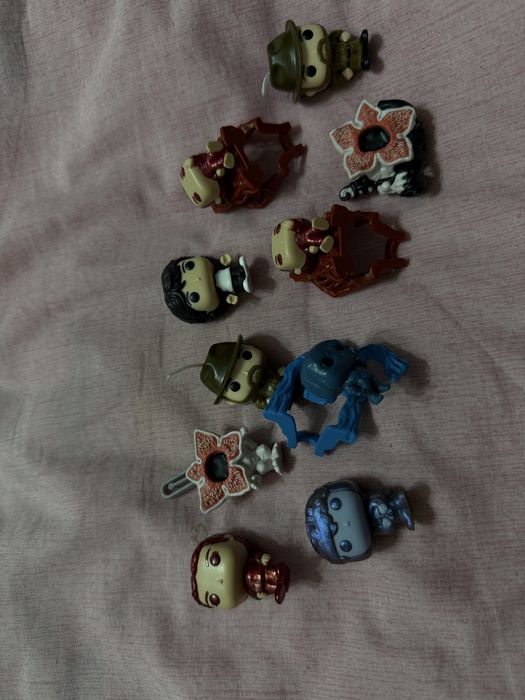 Фигурки из фильма Очень странные дела