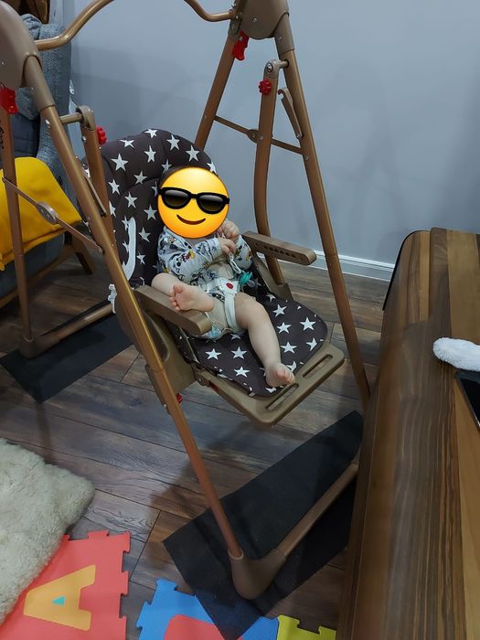 Децка люлка с масичка