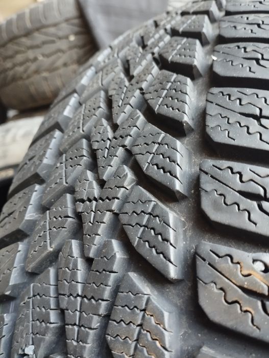 4 anvelope  semi noi 195 65 15 91T  Dunlop Iarna impecabile