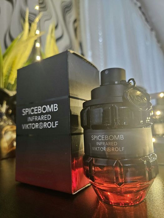 Viktor & Rolf Spicebomb Infrared EDT 90 ml