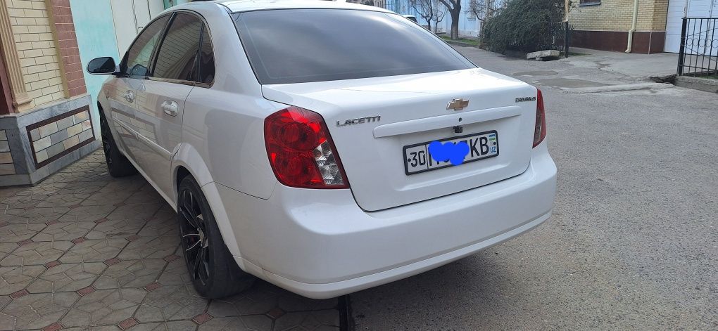 Laseti 2013 3 pozitsita 1.6l