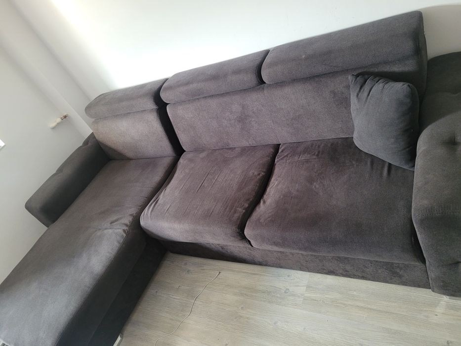 Se vinde coltar extensibil