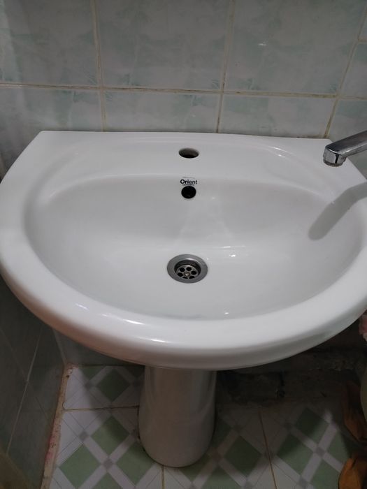 Продам раковину в отличном состоянии