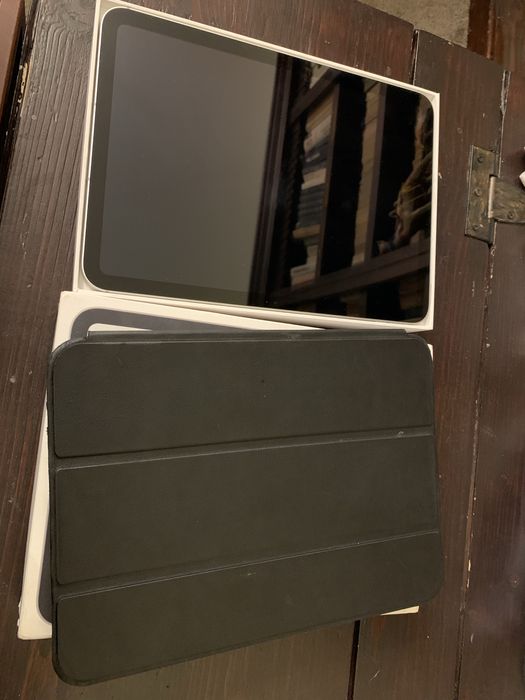 Ipad generatia a 10-a wifi+celular