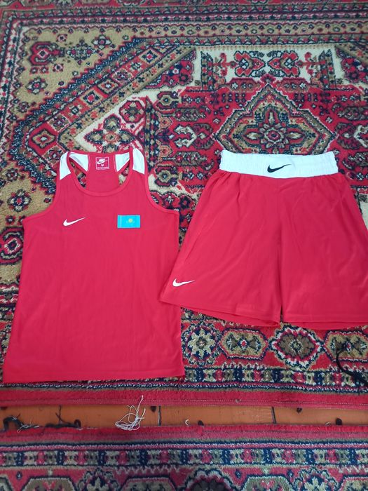 Боксёрская форма Nike