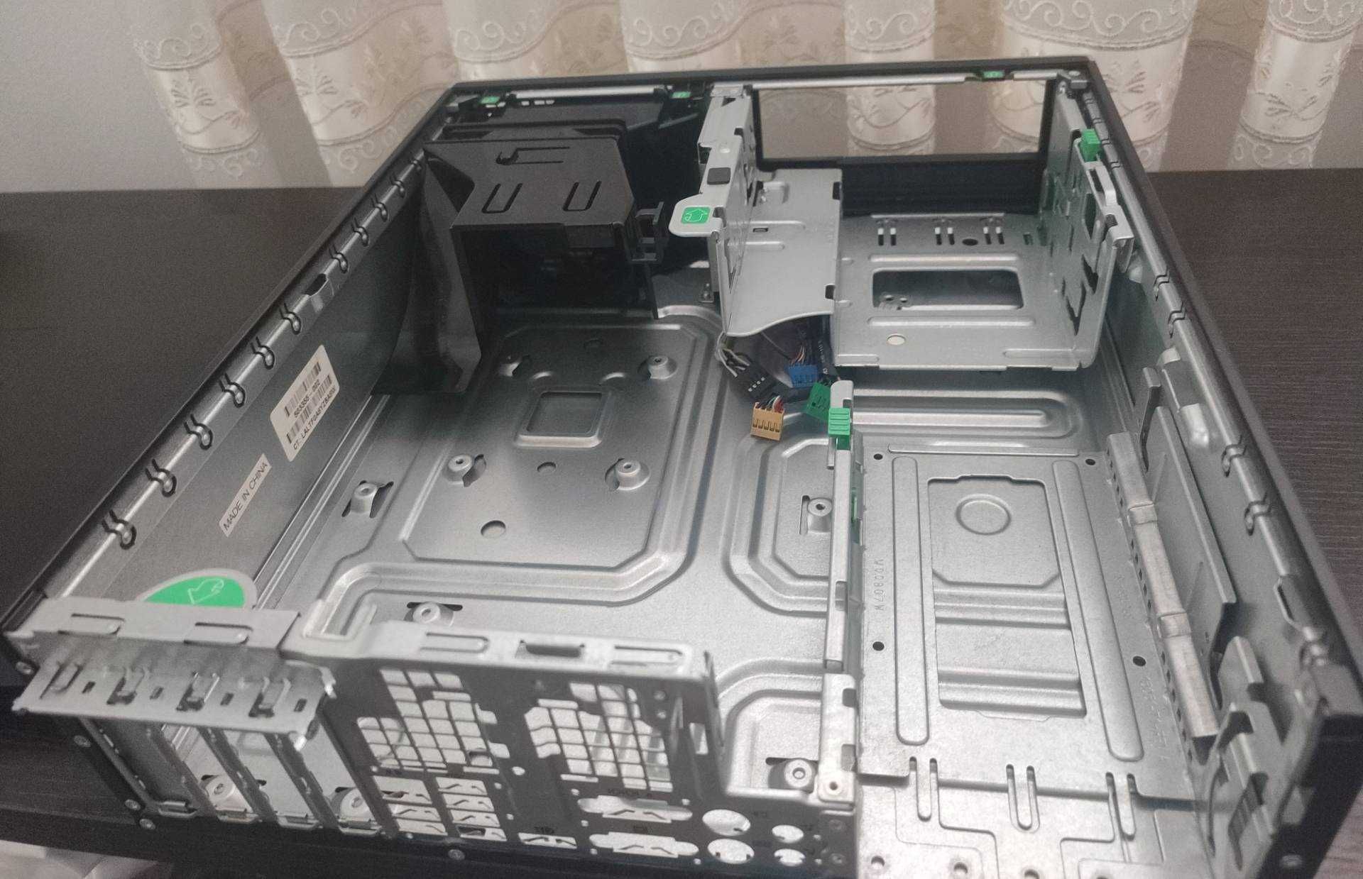 Кутия за компютър HP Elite SFF / HP Pro SFF