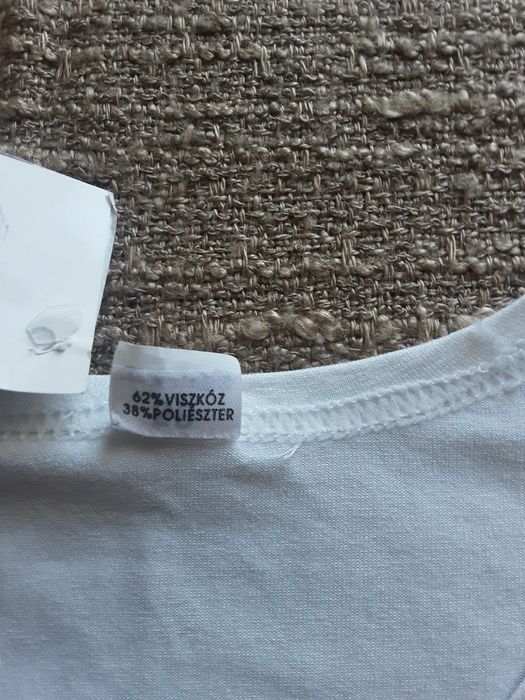 Bluză damă,nouă,potrivita pentru zilele călduroase