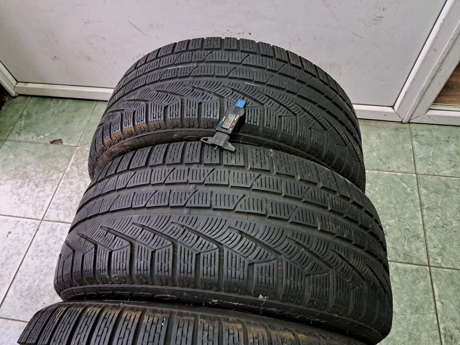 4 anvelope 255/35 R19 Pirelli
