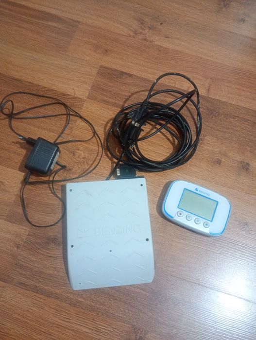 Vând ceas porumbei Benzing G2 + 40 cipuri