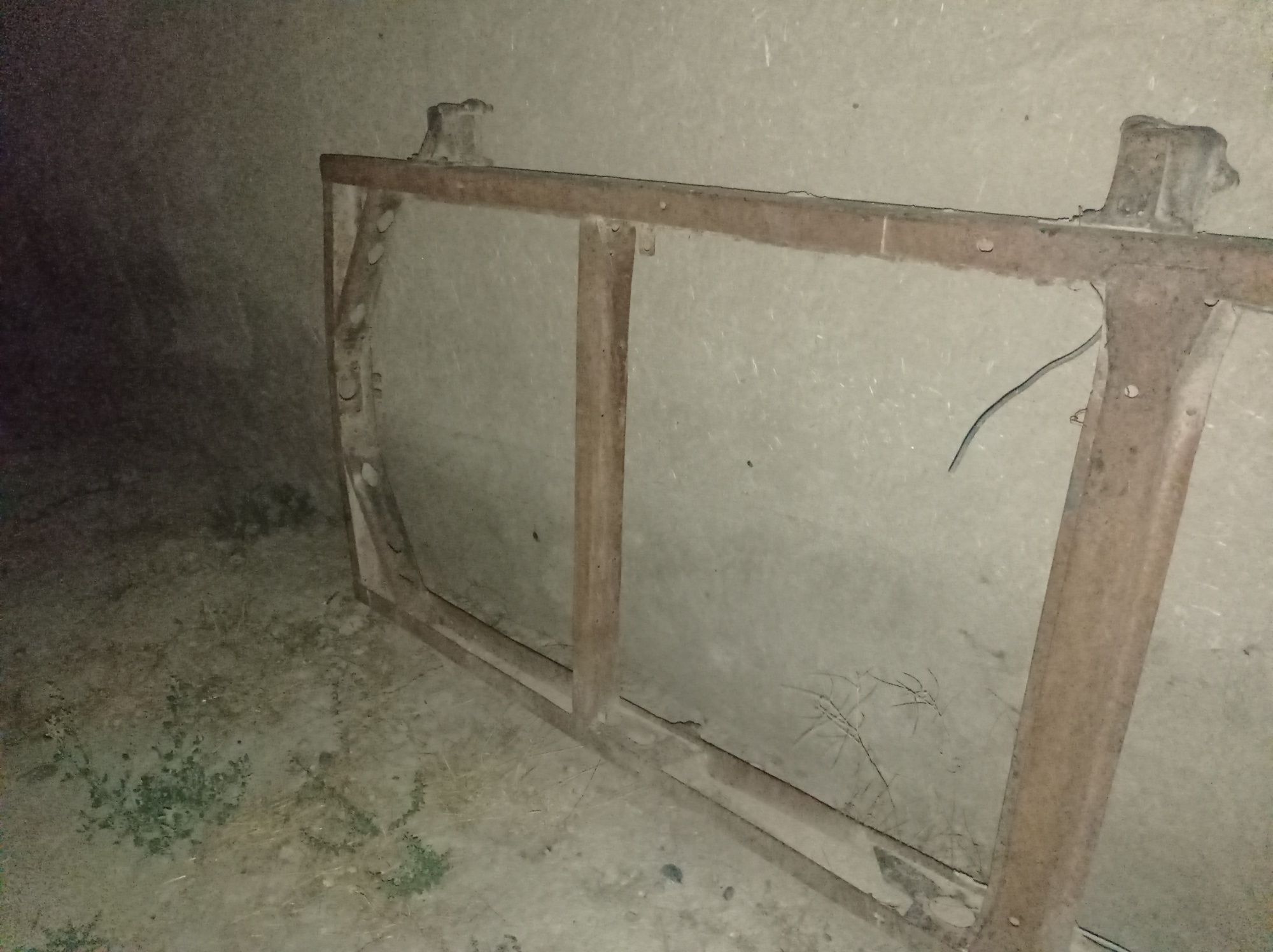 Rama uaz sotiladi  butun sastuani chotki aybi yuk