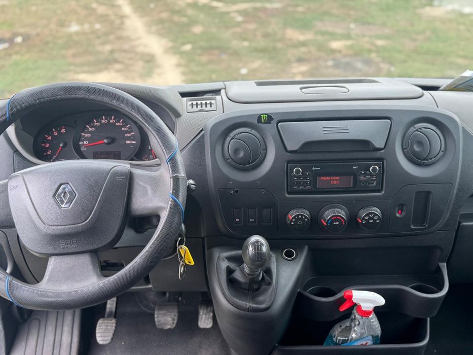 Renault master - 7 locuri 2017