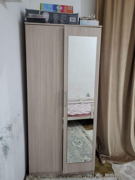 Продам комнатный Шкаф