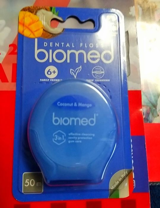 Ață dentară "Nucă de cocos și mango"