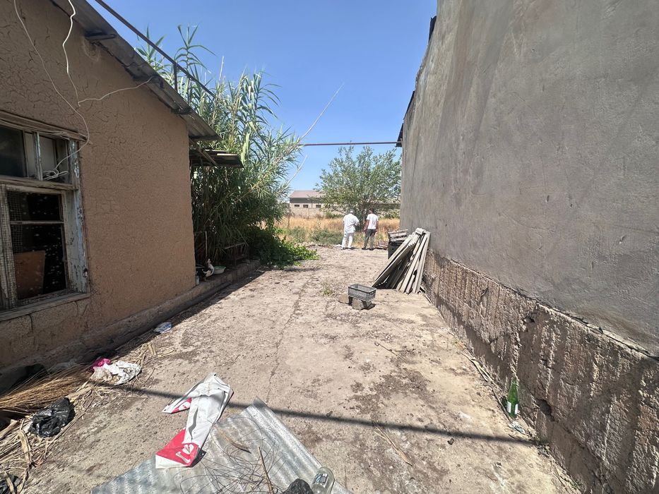 Quruq yer sotiladi 25 sotix