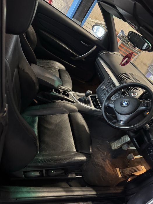 Dezmembrez Bmw Seria 1 e88 cabrio M pack 2.0i