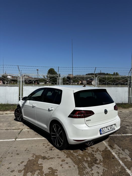 Volkswagen Golf 7 GTD 2.0 TDI 184cp Sport&Sound alb perlat Led Navi