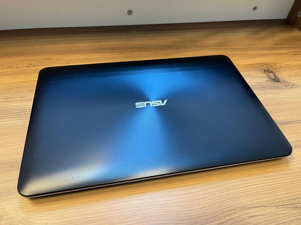 Laptop ASUS X555U i5 video dedicat nVidia 940M