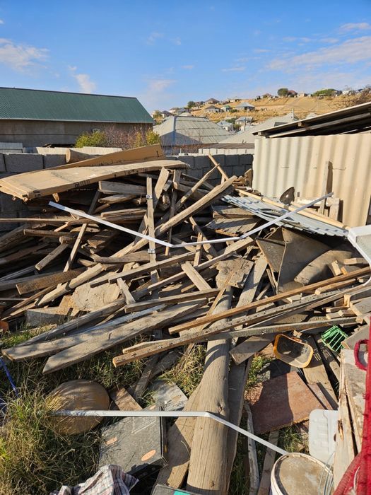 Отдам даром остатки дерева