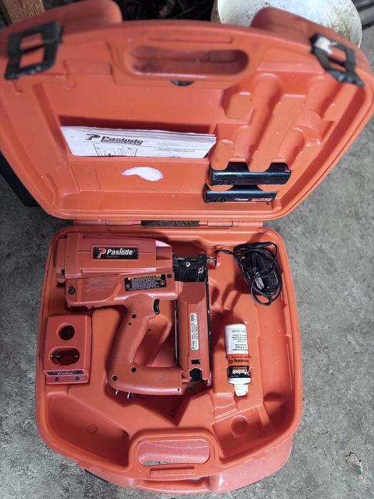 Vand pistoale paslode