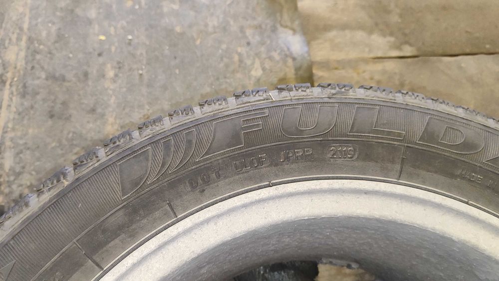 Джанти за Honda със зимни гуми Fulda 205 55 16