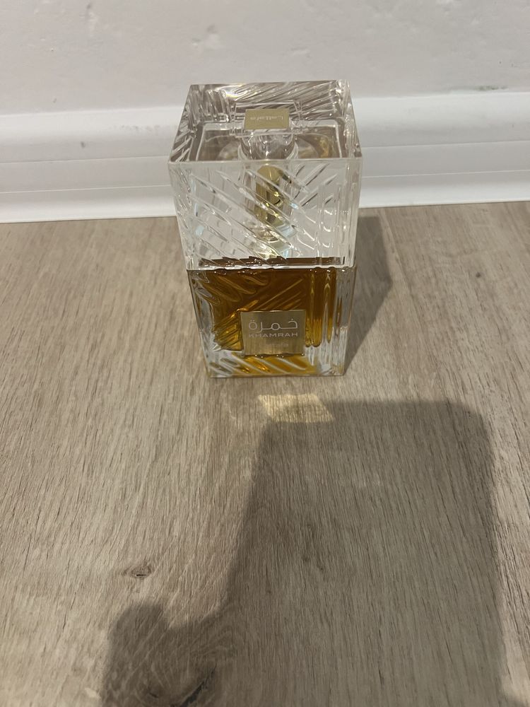Продавам парфюм Lattafa Khamrah