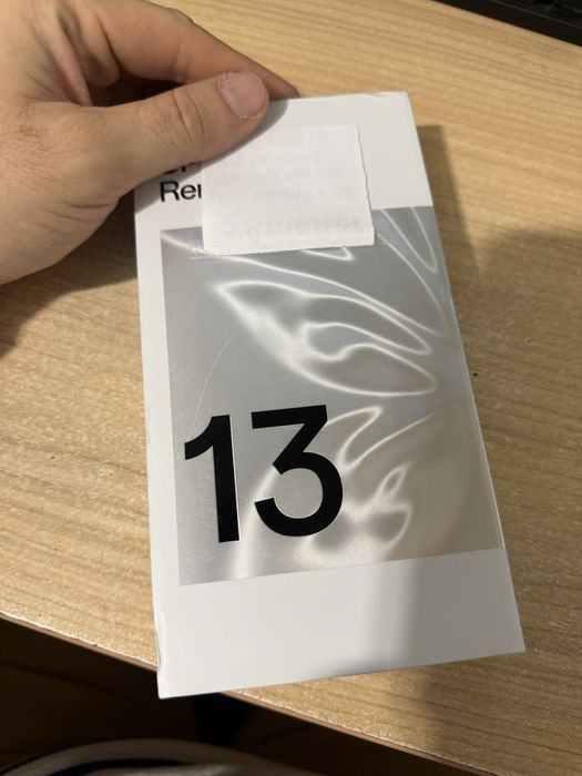 Oppo Reno 13 F 5G 256GB CPH2699 Nou Garantie Testat Android 15 Cutie