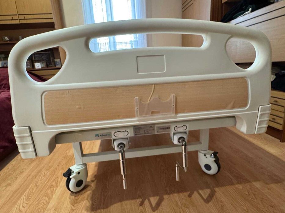 механично болнично легло