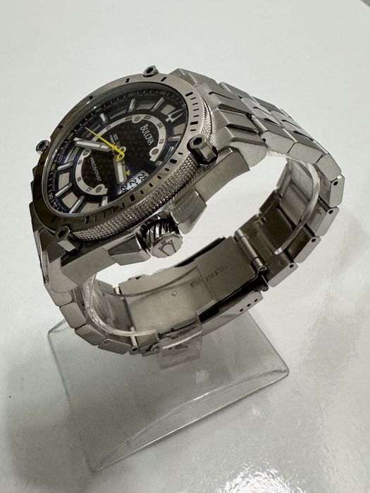 Ceas Bulova  Precisionist 96B131, quartz.